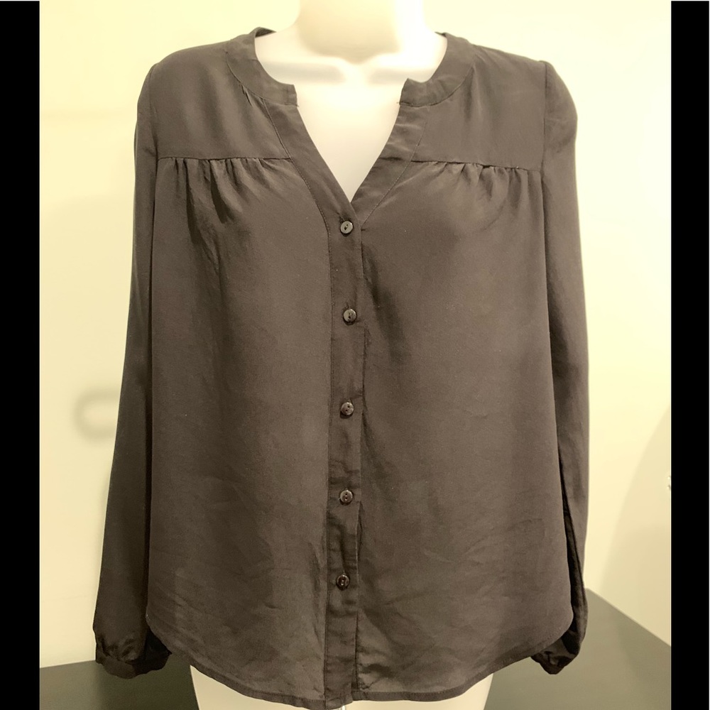 Tinley Road Black Button Blouse